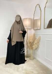 amira-abaya