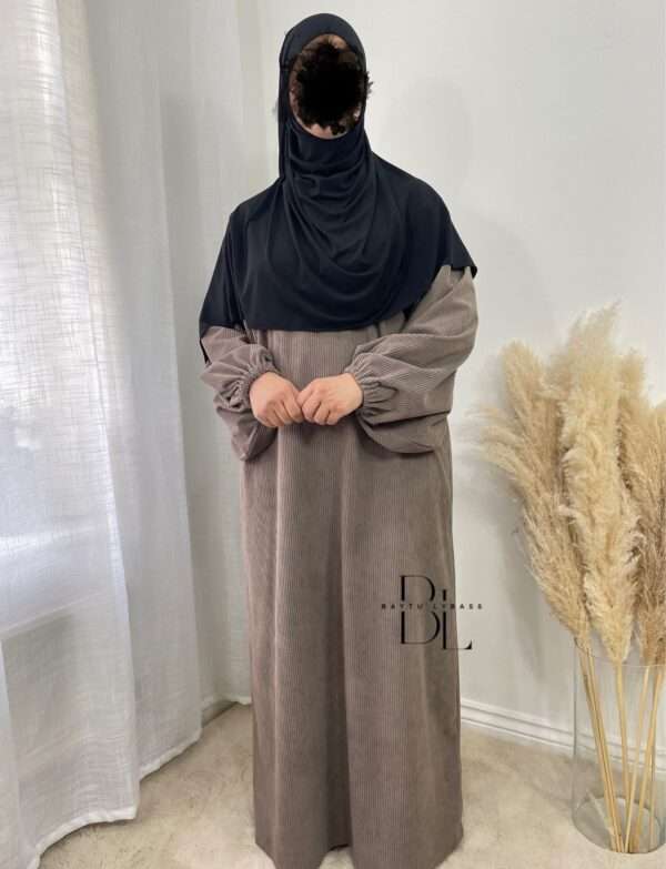 Salya Corduroy Abaya