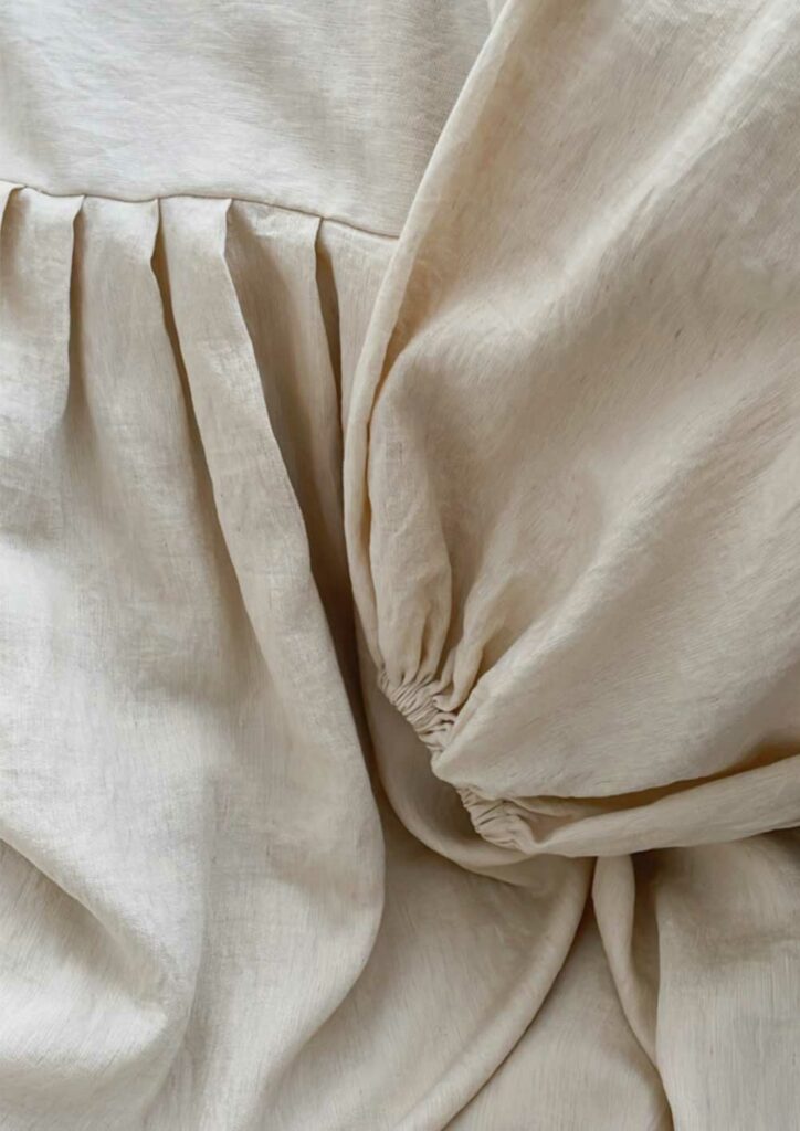 zoom-sur-abaya-boheme-creme-baytu-lybass